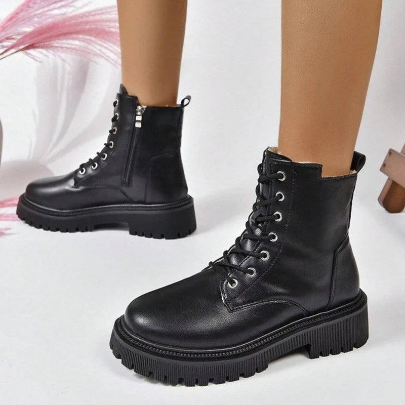 Botas de pelúcia para mulher, saltos baixos, conforto no inverno