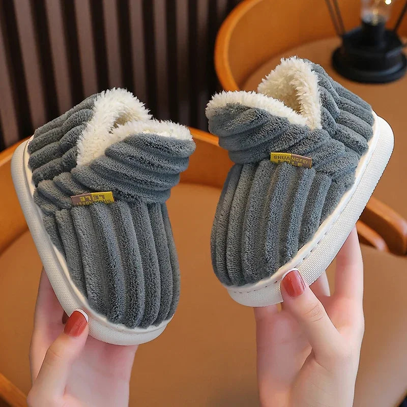 Pantufas quentes de pelúcia para crianças - Hivier, estilo e conforto